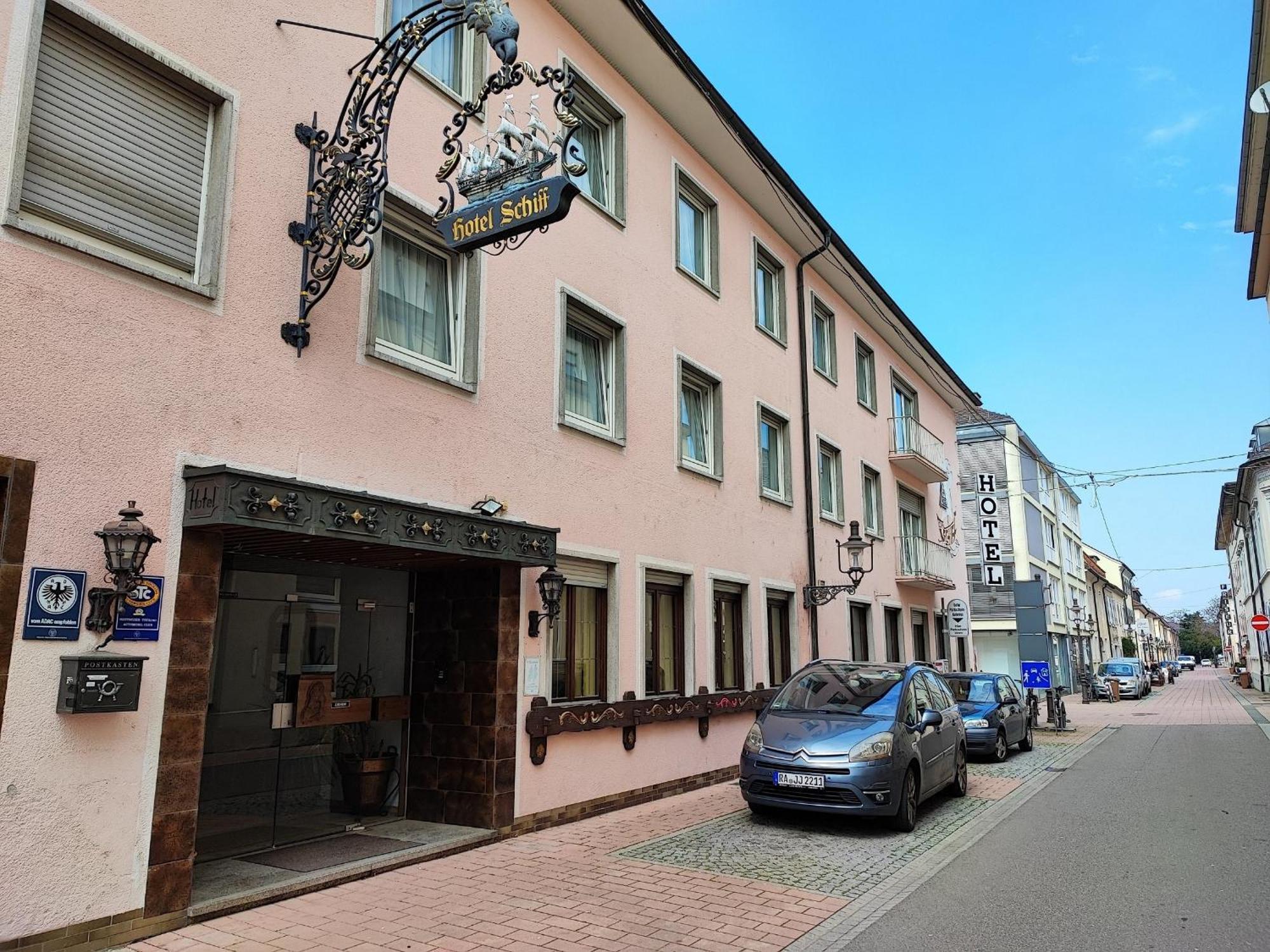 Hotel Schiff Раштатт Екстер'єр фото